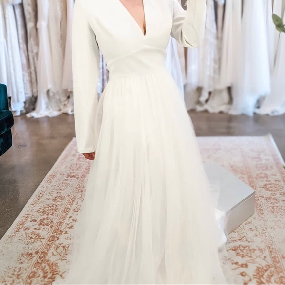 Lotus Threads Size 12 85053 Lucy Ivory Gown - Picture 6 of 6